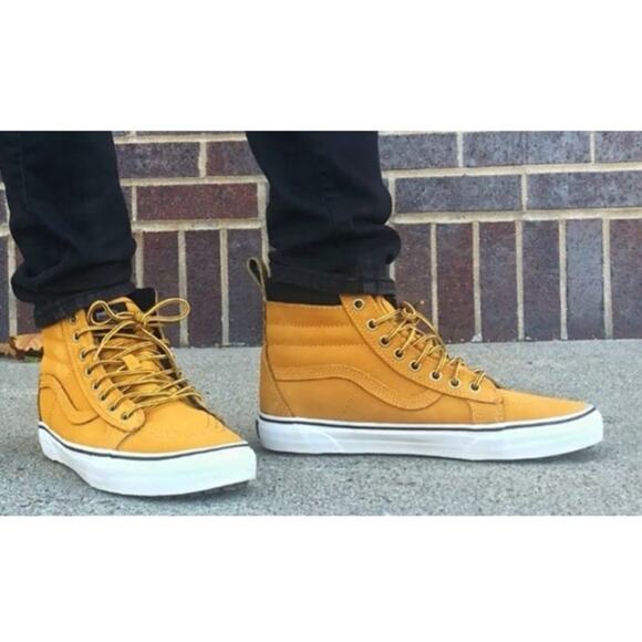 Vans Sk8-Hi MTE Sneaker Boots Honey Yellow Weather Resistant Leather 7.5 Men - Picture 1 of 10
